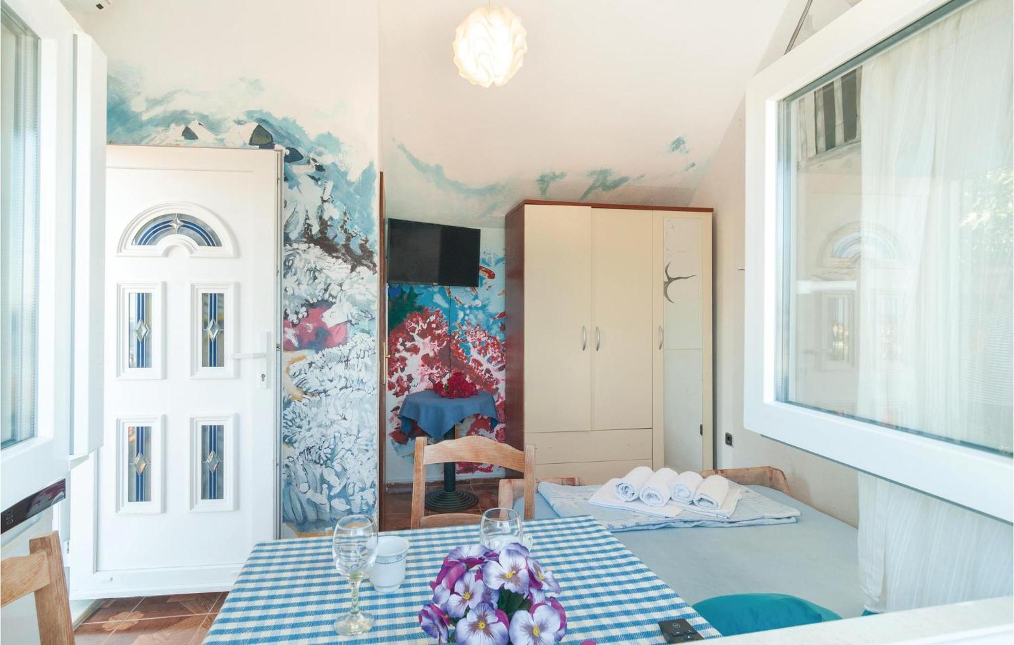 Gorgeous Apartment In Omis With House Sea View מראה חיצוני תמונה