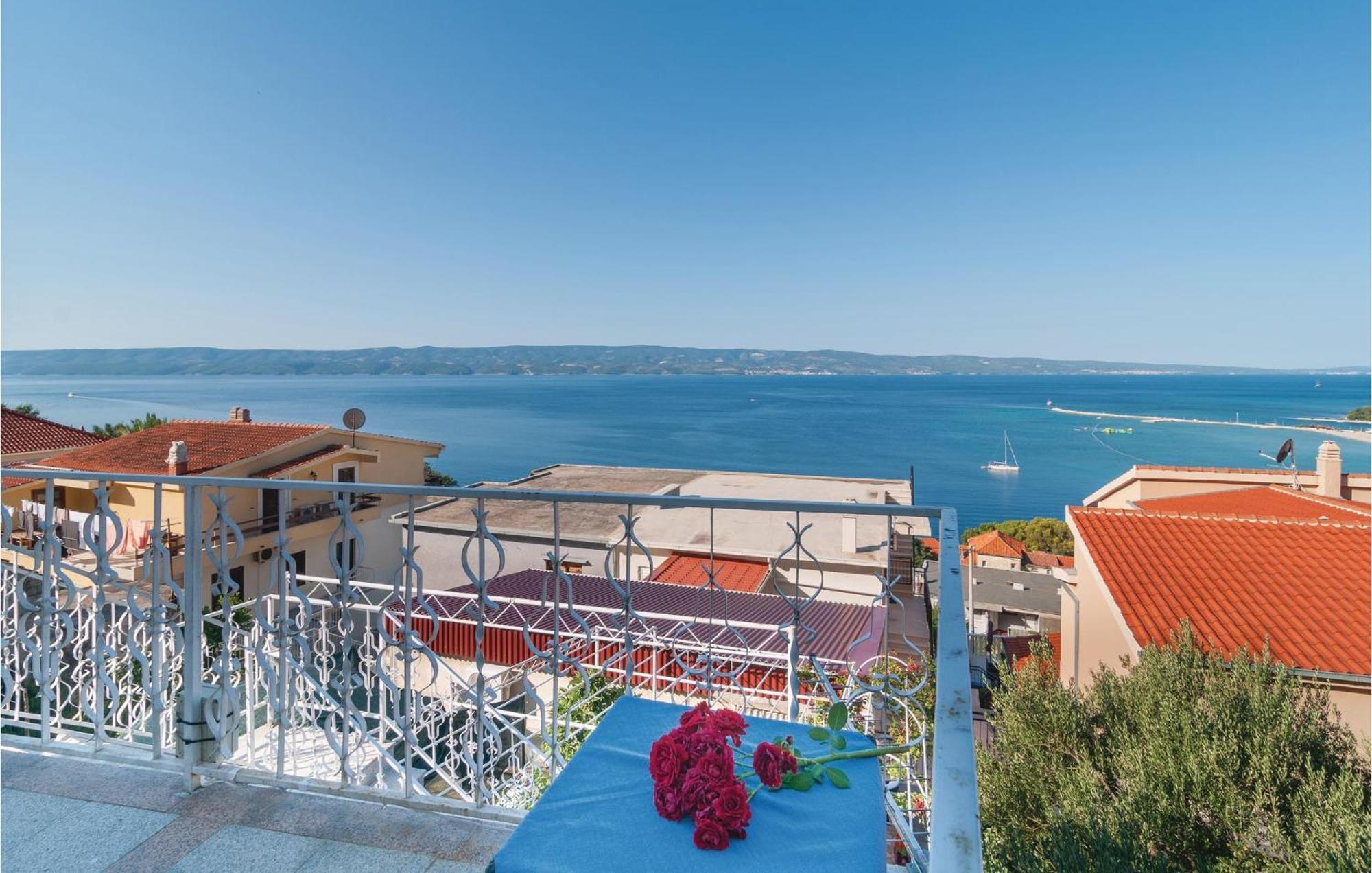 Gorgeous Apartment In Omis With House Sea View מראה חיצוני תמונה